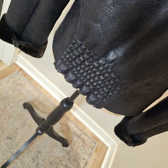Romeo and Juliet Faux Leather and Faux Fur Jacket Size 7 - Picture 6 of 8